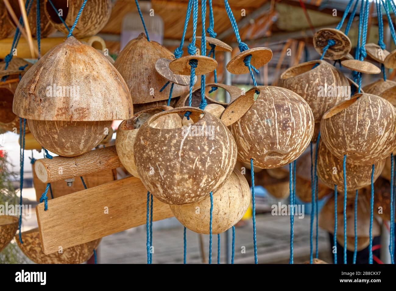 Coconut Handicraft High Resolution Stock Photography and Images Alamy