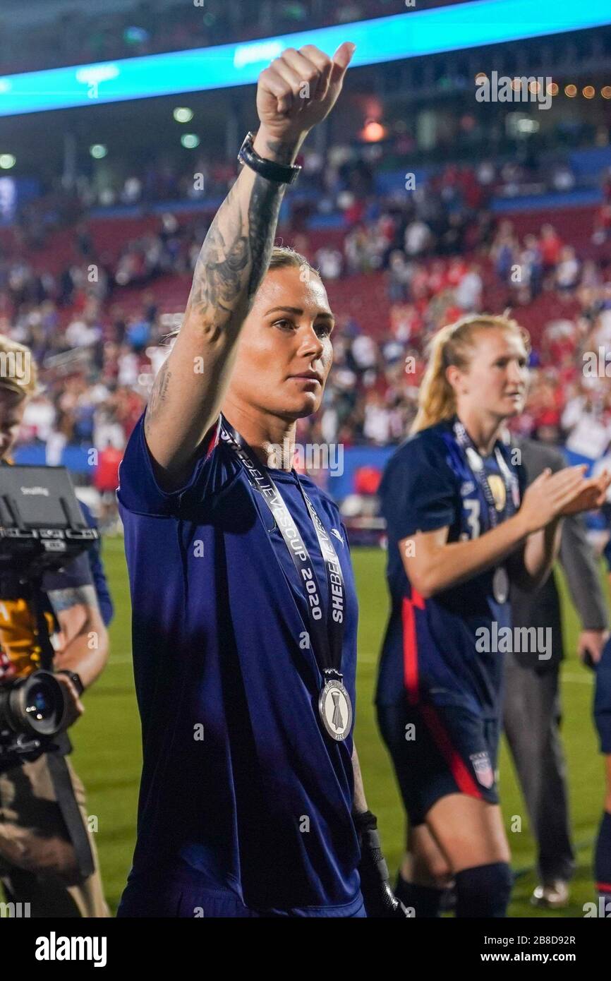 FRISCO. USA. MAR 11 Ashlyn Harris of the USA thanks their fans during