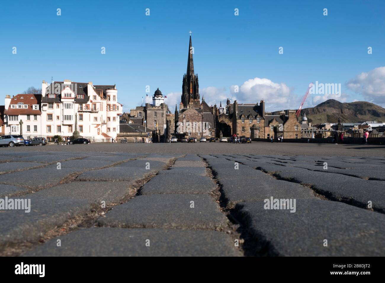 Edinburgh Castle esplanade during the Coronavirus pandemic Stock Photo Alamy