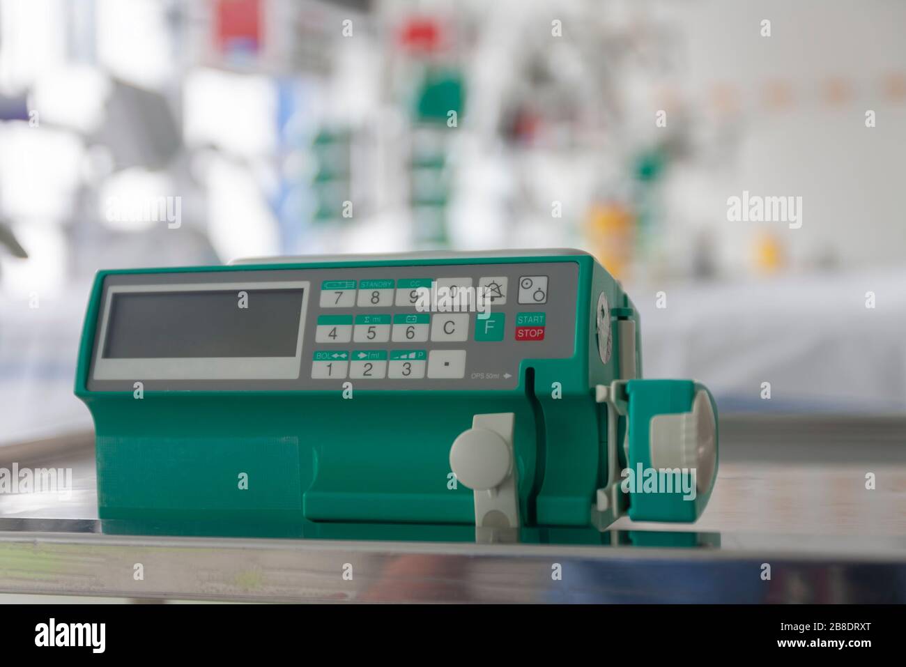 Syringe infusion pump for using in intensive care in icu in hospital