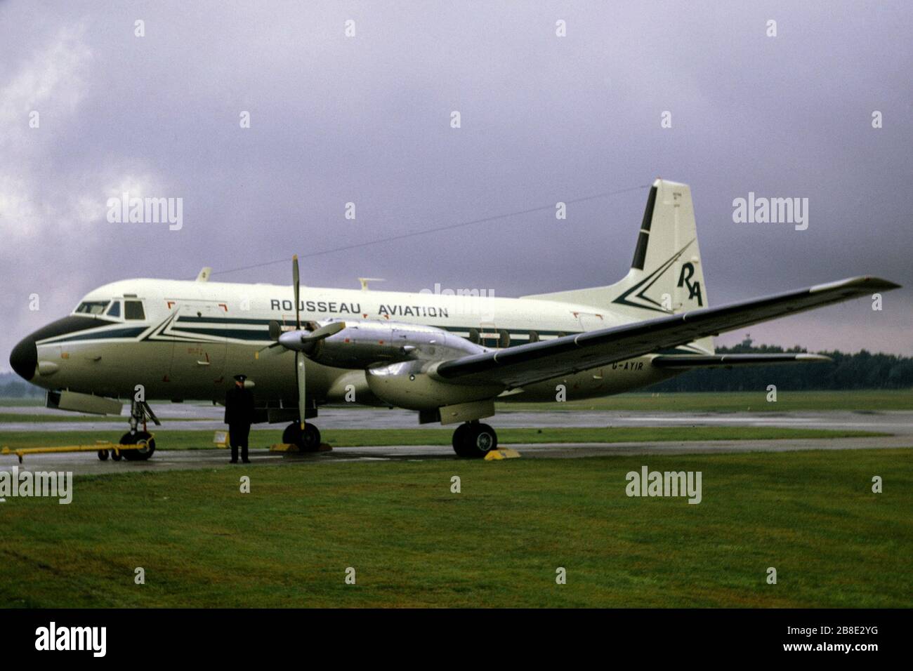 Hawker siddeley hs 748 hi-res stock photography and images