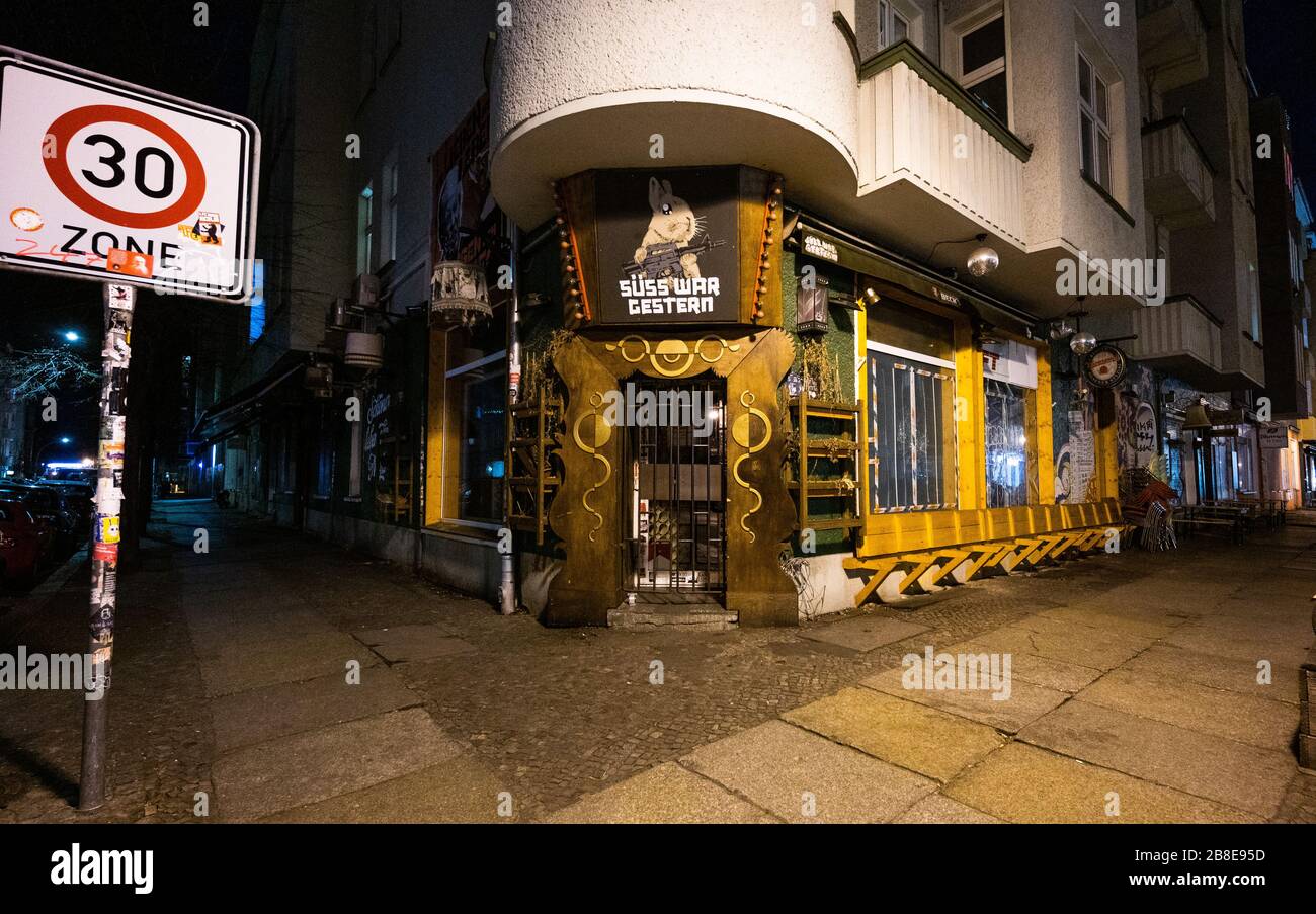 9 Pm High Resolution Stock Photography And Images Alamy