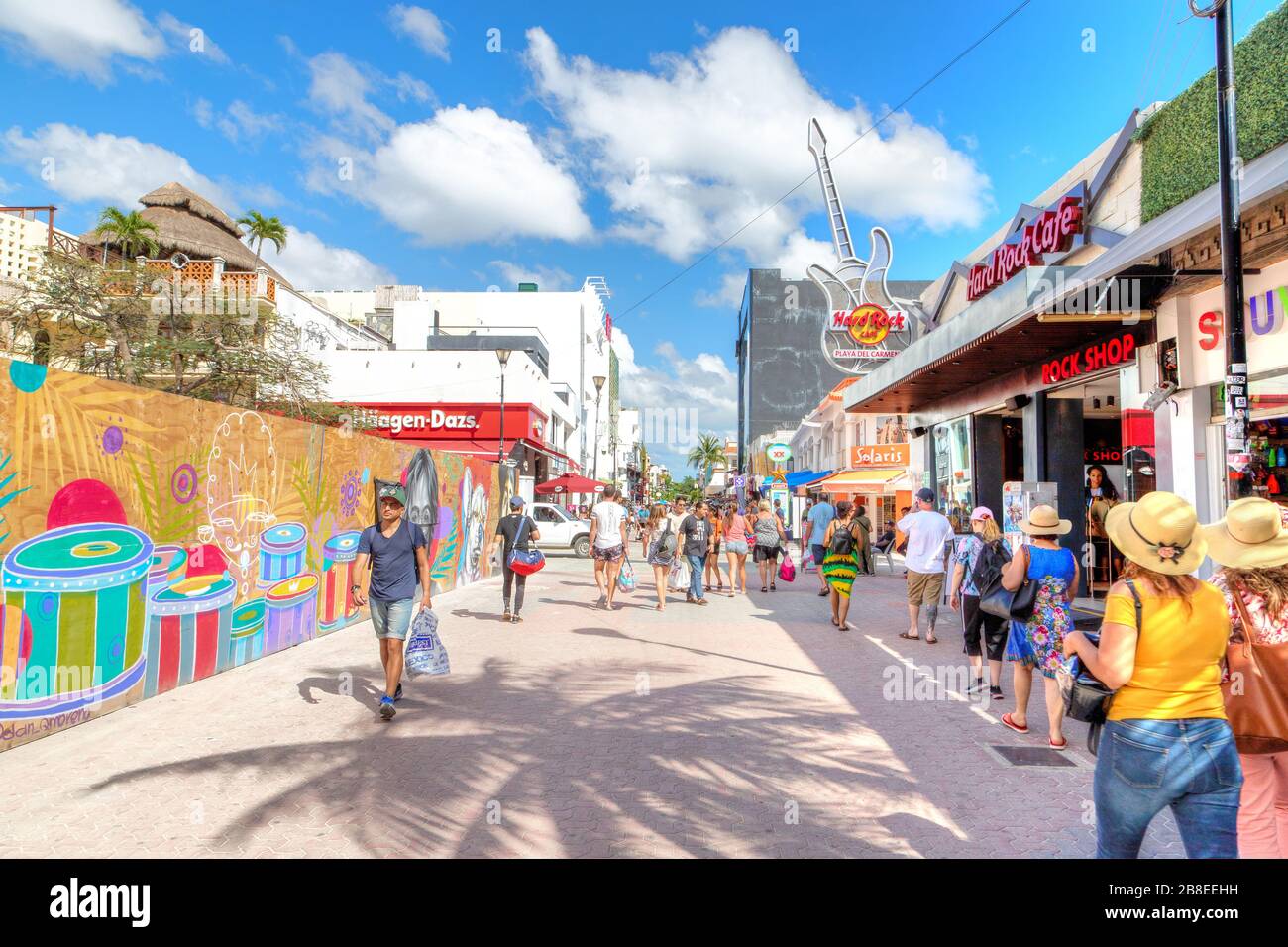 PLAYA DEL CARMEN, MEXICO - Dec. 26, 2019: Visitors enjoy shopping on famous 5th Avenue in the entertainment district of Playa del Carmen in the Yucata Stock Photo