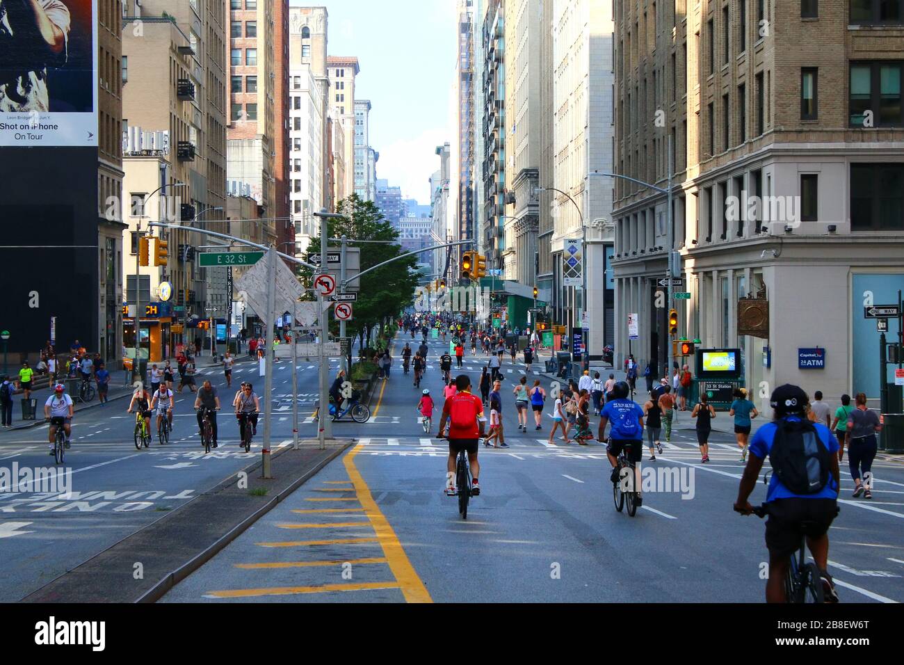 Crowds of runners, cyclists, and pedestrians enjoy retaking Park Avenue ...