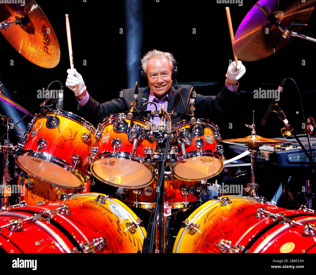 Nigel olsson hi-res stock photography and images - Alamy