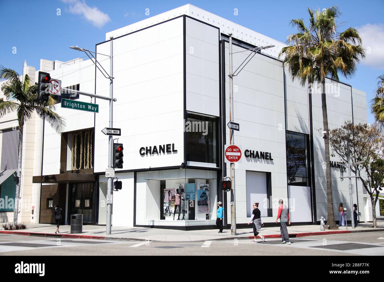 Chanel Store at Rodeo Drive in Beverly Hills - CALIFORNIA, USA - MARCH 18,  2019 Editorial Photo - Image of expensive, glamour: 178497736