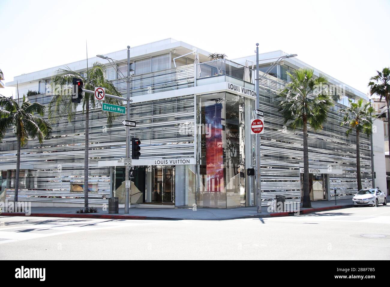 Louis Vuitton Store at Rodeo Drive in Beverly Hills - CALIFORNIA, USA -  MARCH 18, 2019 Editorial Stock Image - Image of class, rich: 145061959