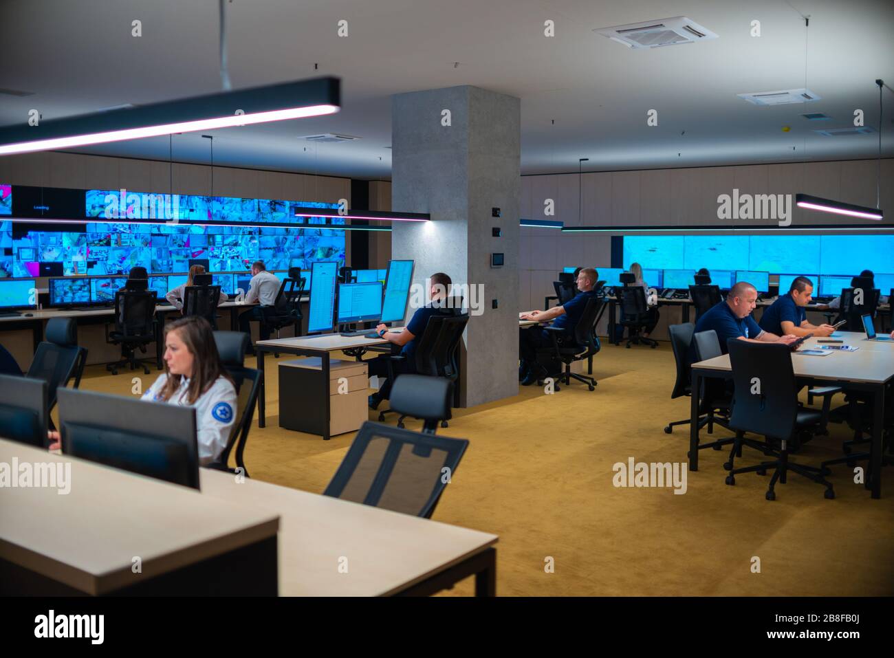 Main security cctv monitoring room hi-res stock photography and images ...