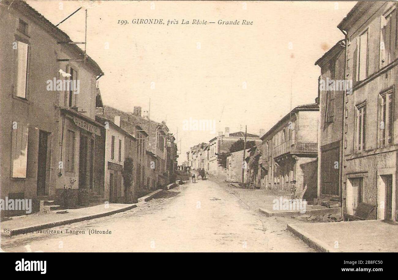 Gironde-sur-Dropt - bourg 1. Stock Photo
