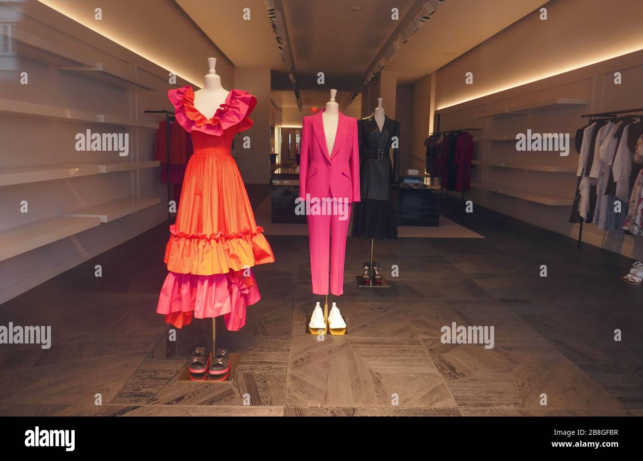 Beverly Hills, California: Alexander McQueen fashion store on Rodeo Drive,  Beverly Hills Stock Photo - Alamy