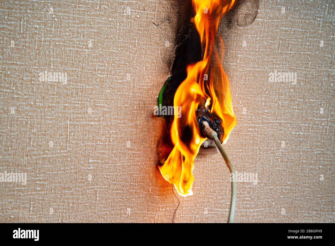 Plug socket fire hires stock photography and images Alamy