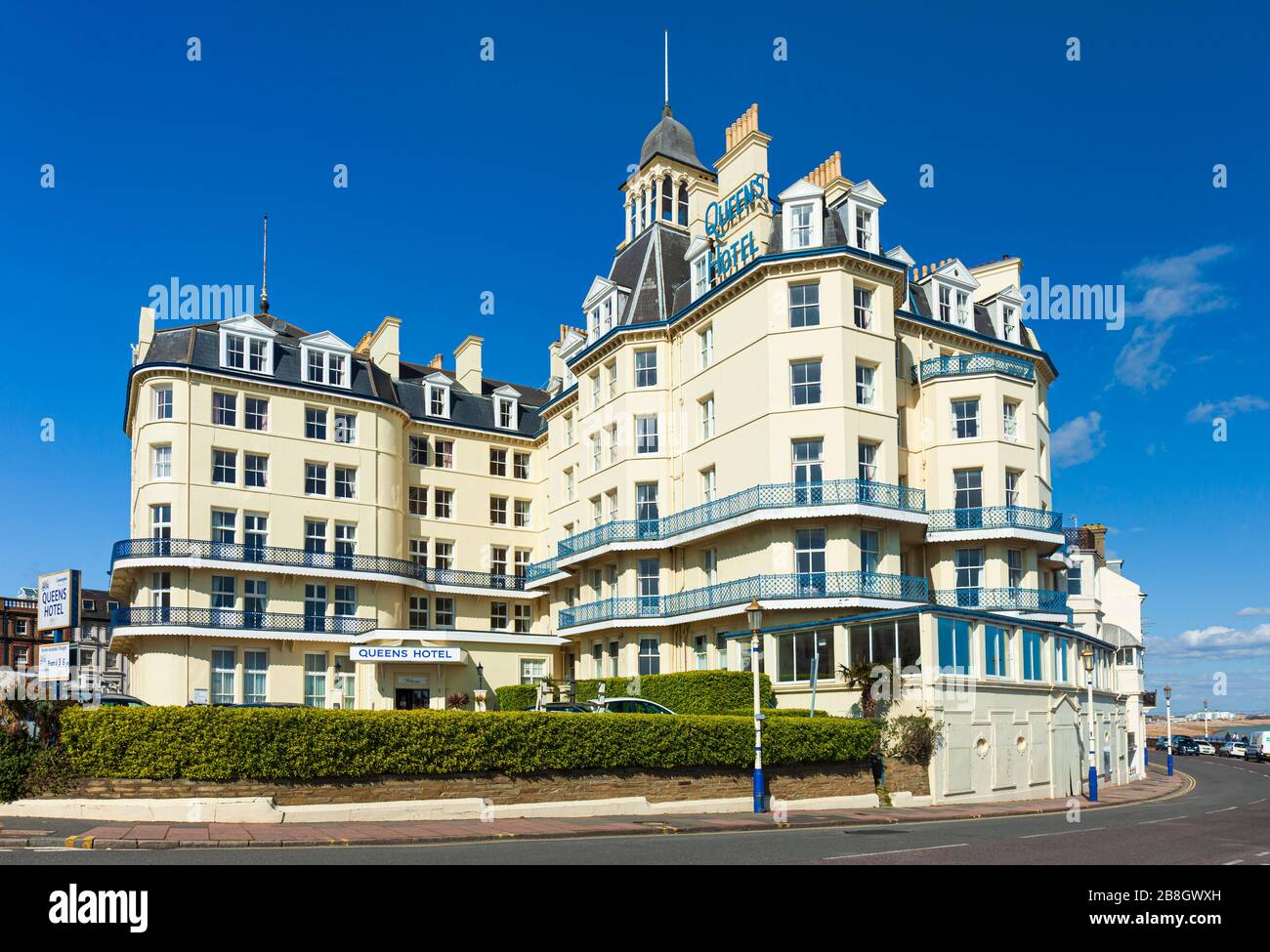 The Queens Hotel, Marine Parade, Eastbourne. Stock Photo