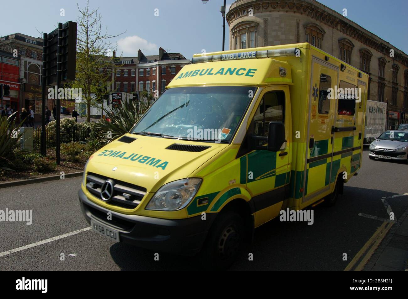 English: Photograph of a Mercedes-Benz Sprinter ambulance of the Great  Western Ambulance Service, as seen