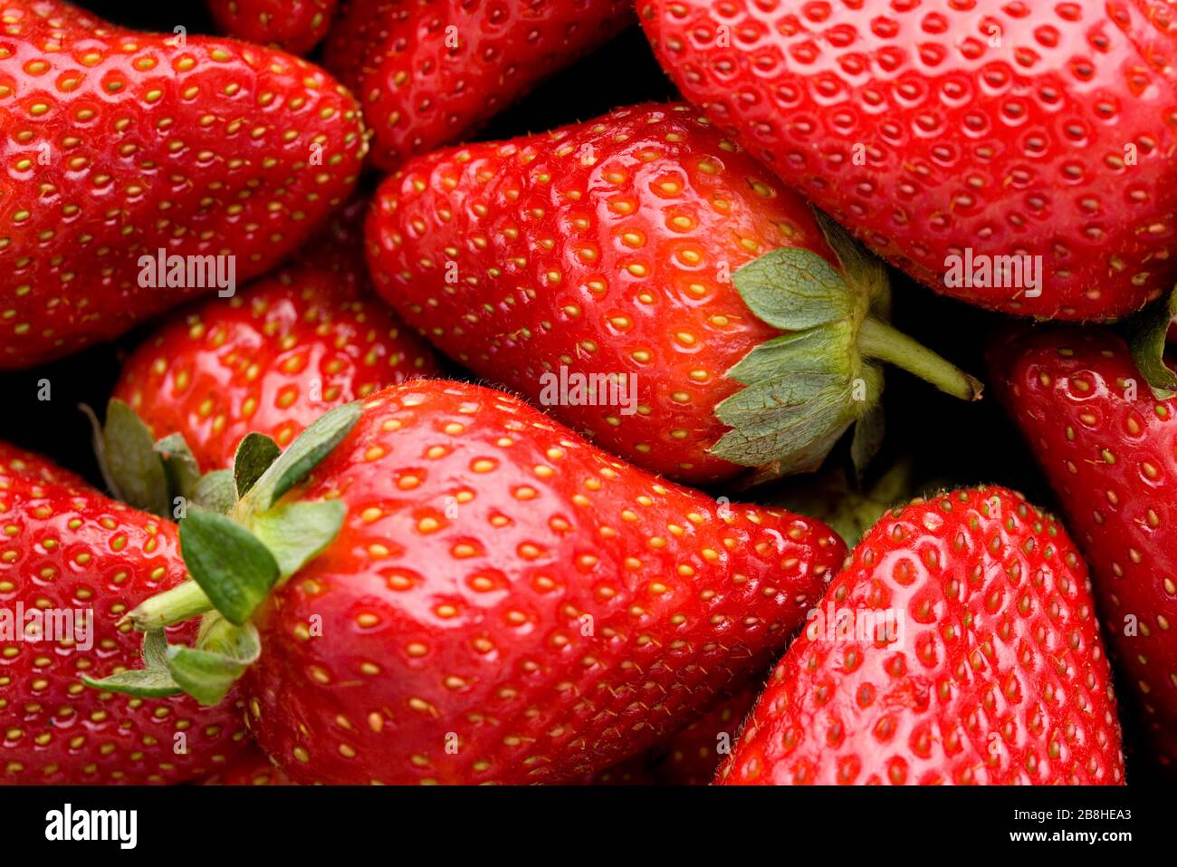 Fresh ripe perfect Strawberry - Food Frame Background Stock Photo - Alamy