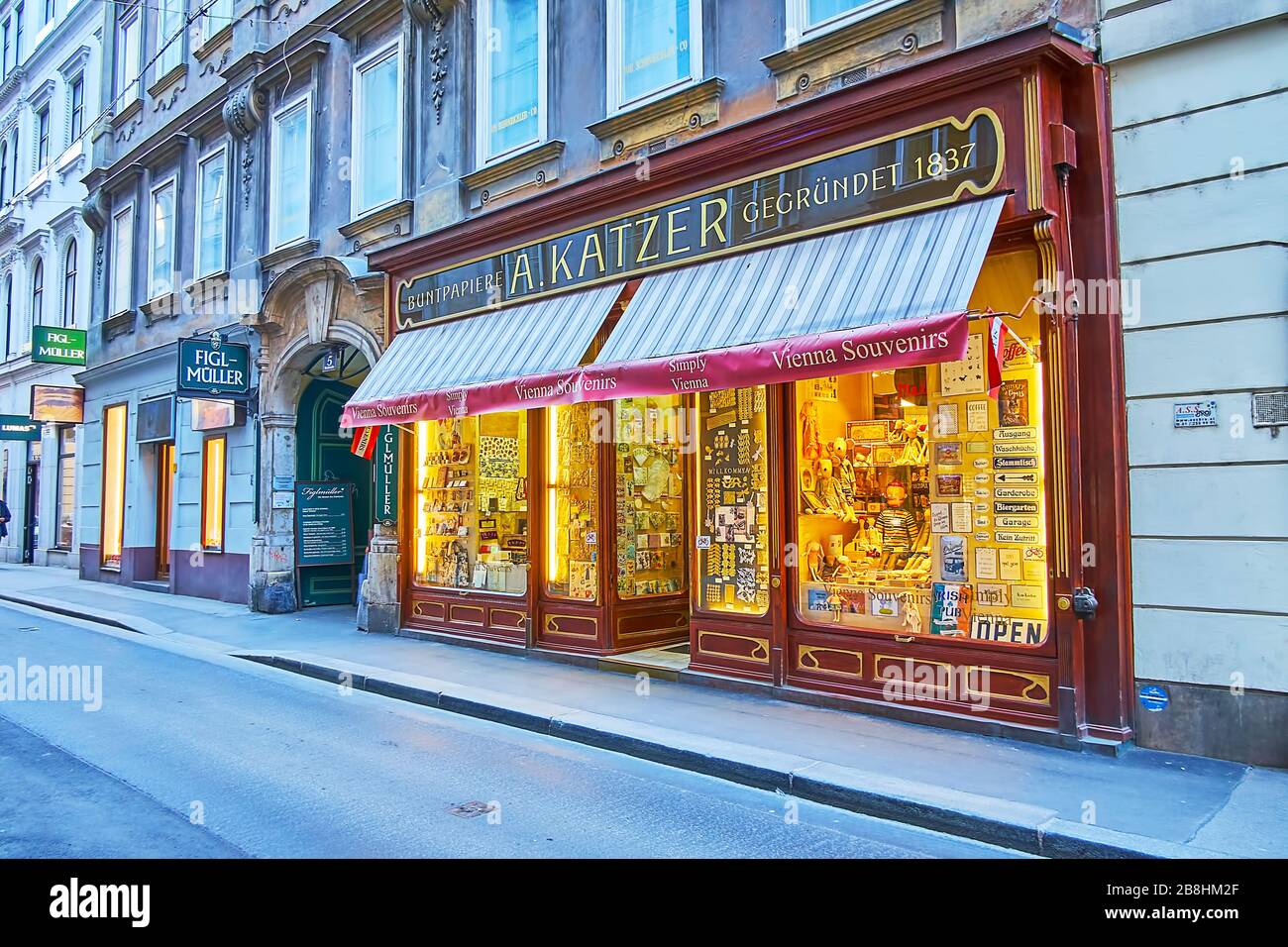Wien souvenir shop hires stock photography and images Alamy
