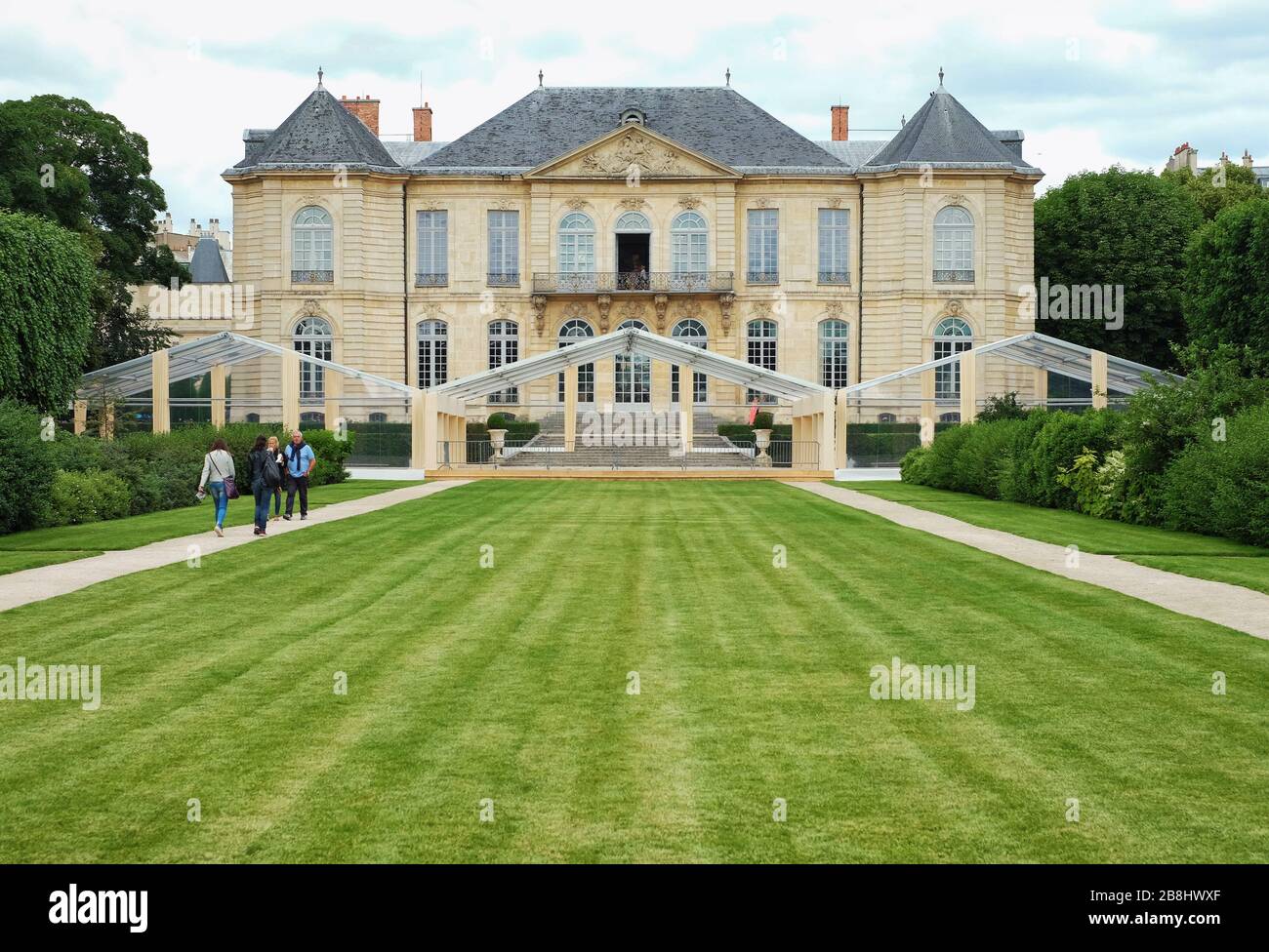 The 18th century mansion Hôtel Biron, facade, lawn of one the most beautiful gardens in Paris home of the Musée Rodin in Paris. Hôtel Peyrenc de Moras Stock Photo