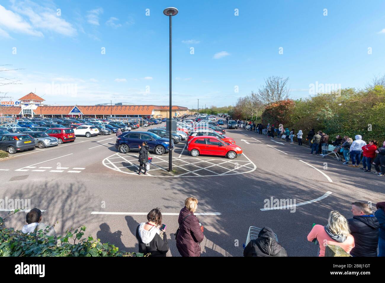 Tesco staff High Resolution Stock Photography and Images Alamy