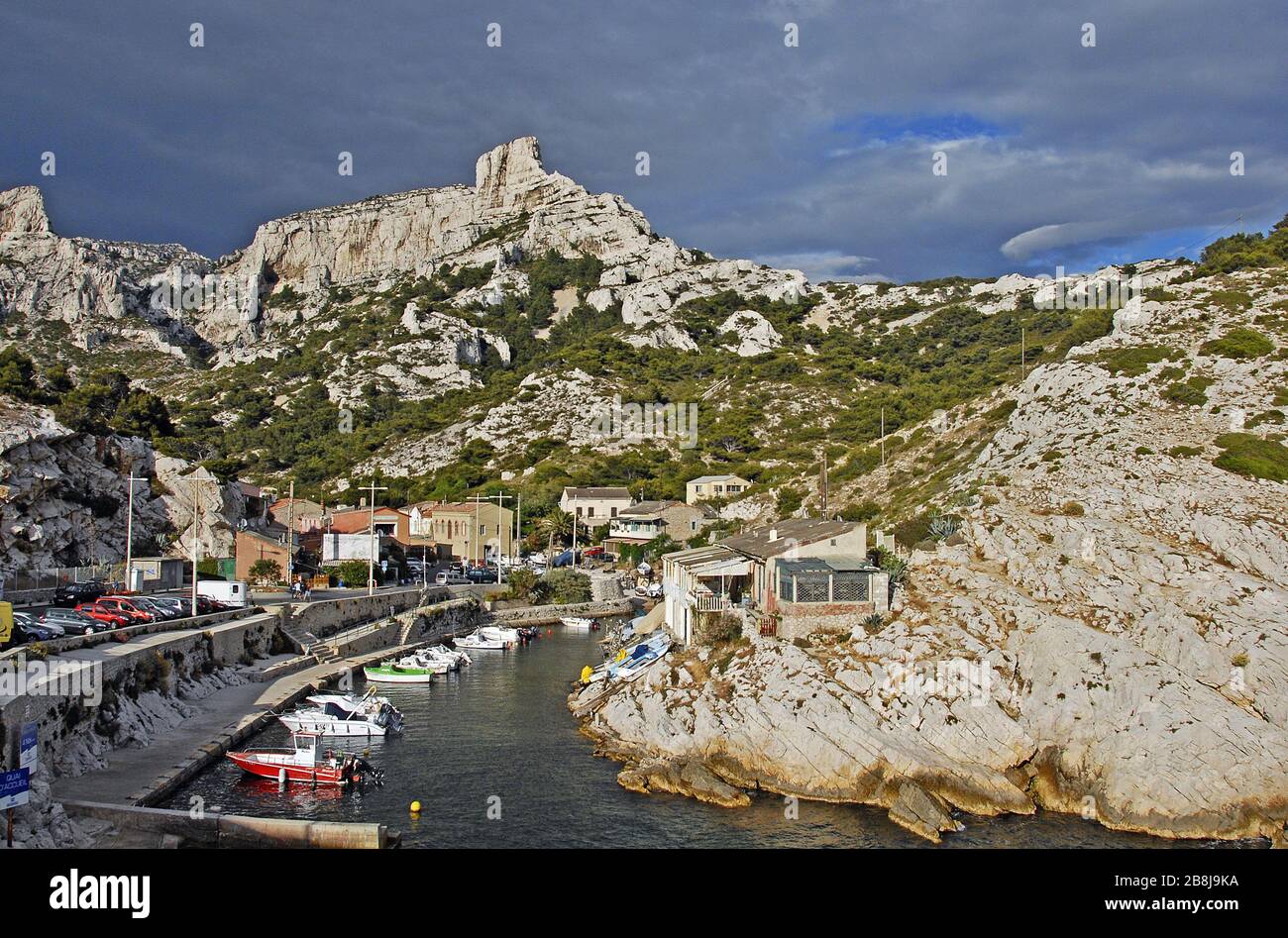 Marseilleveyre mountain hi-res stock photography and images - Alamy