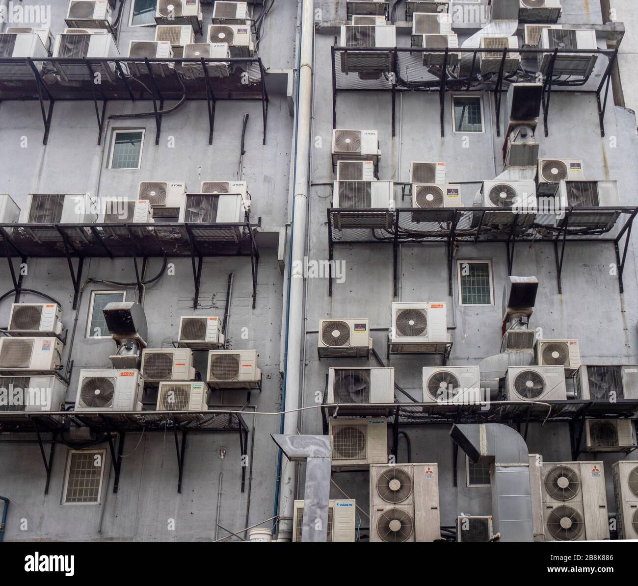 Condenser unit hires stock photography and images Alamy