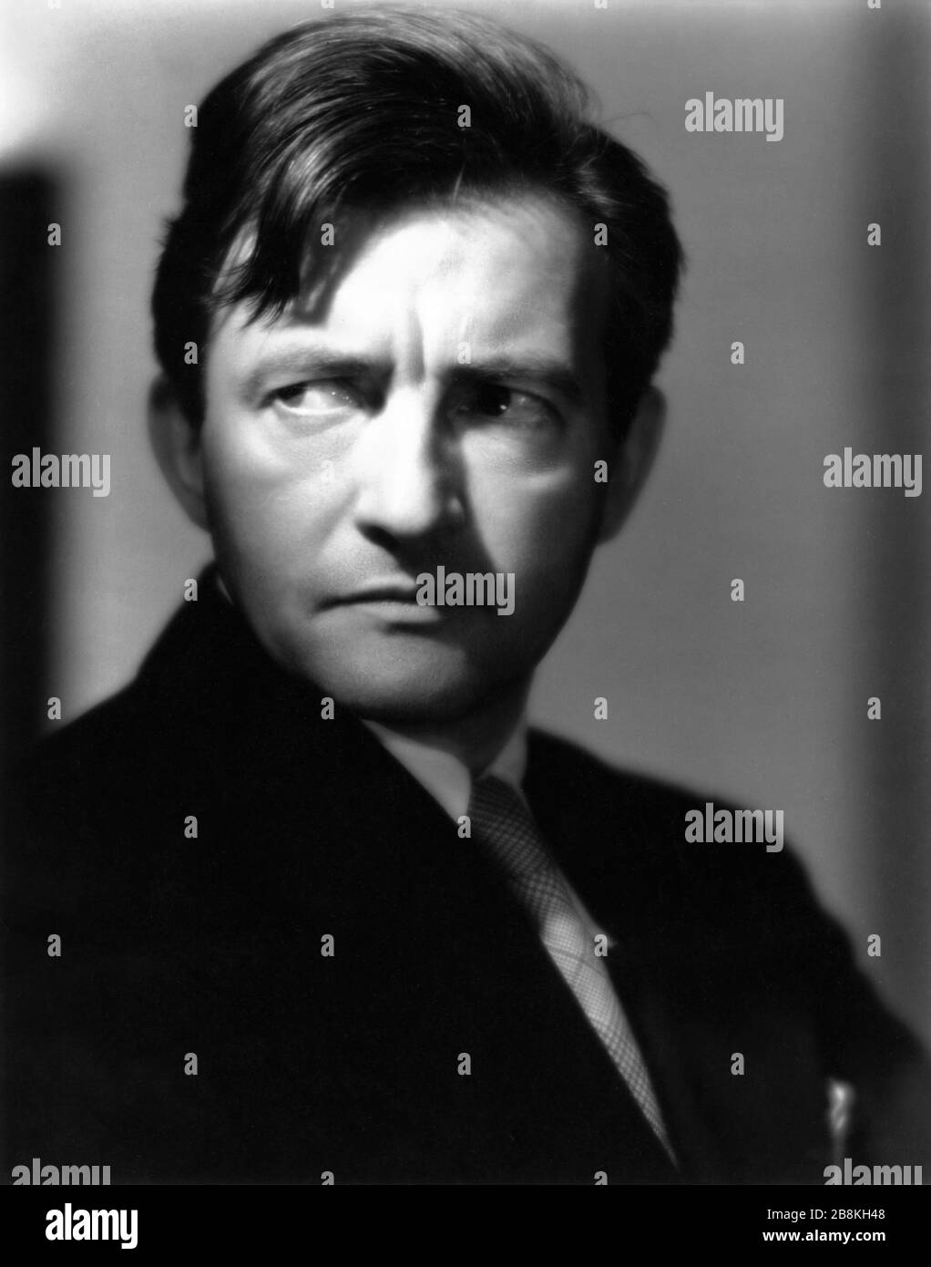 Claude rains invisible man 1933 hi-res stock photography and images - Alamy