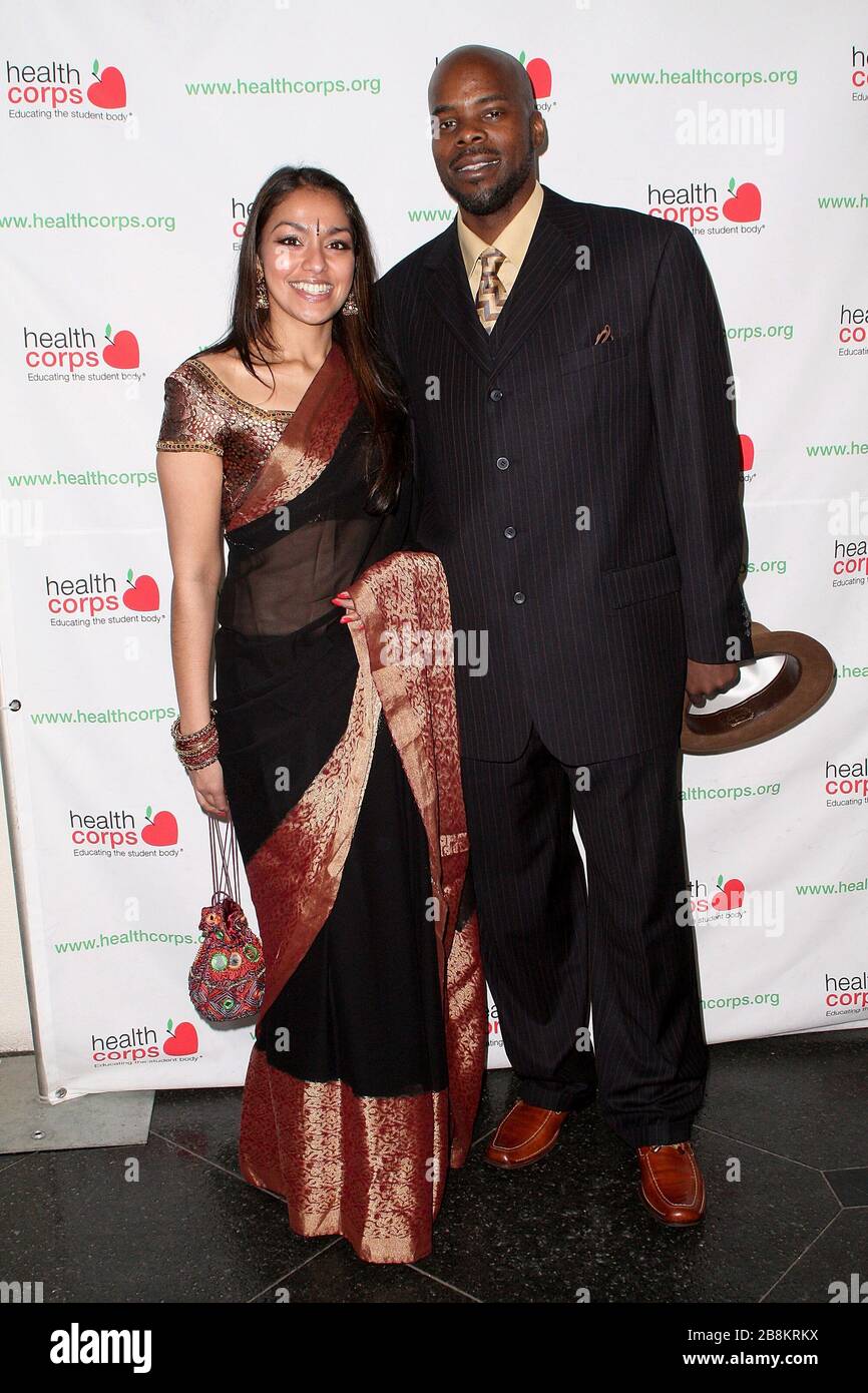 New York, NY, USA. 21 April, 2010. Divya Dileep, Dawed West at the 'Garden of Good & Evil' presented by Dr. Oz at Pier Sixty at Chelsea Piers. Credit: Steve Mack/Alamy Stock Photo