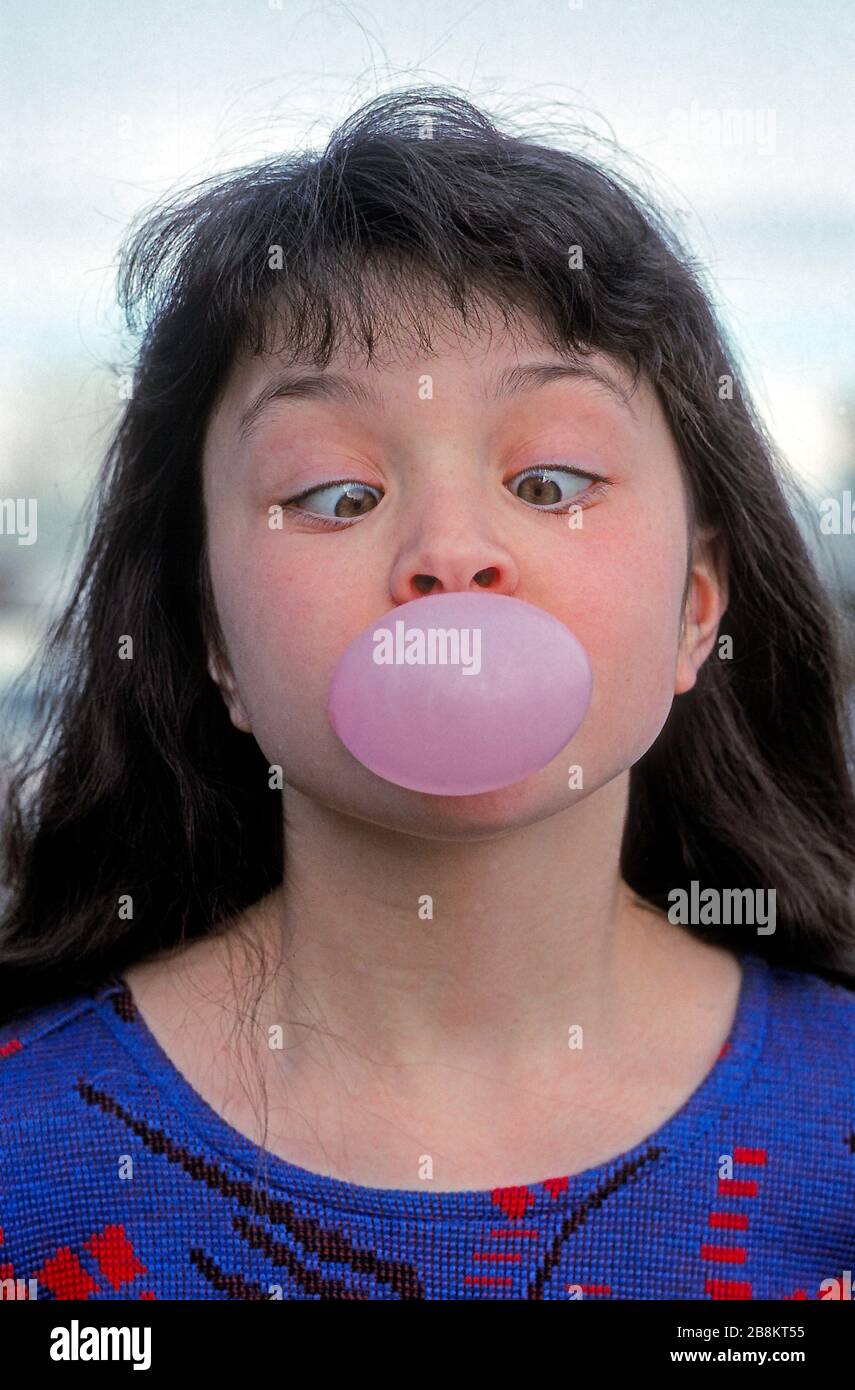 Bubble gum hires stock photography and images Alamy