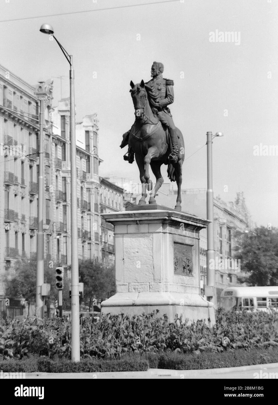La estatua ecuestre de bronce hi-res stock photography and images - Alamy