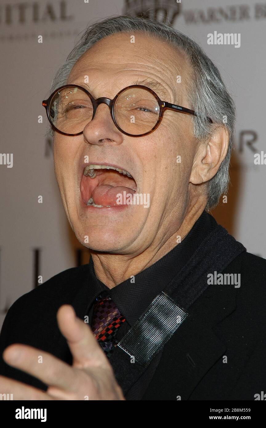 Alan Alda at the Los Angeles Premiere of 