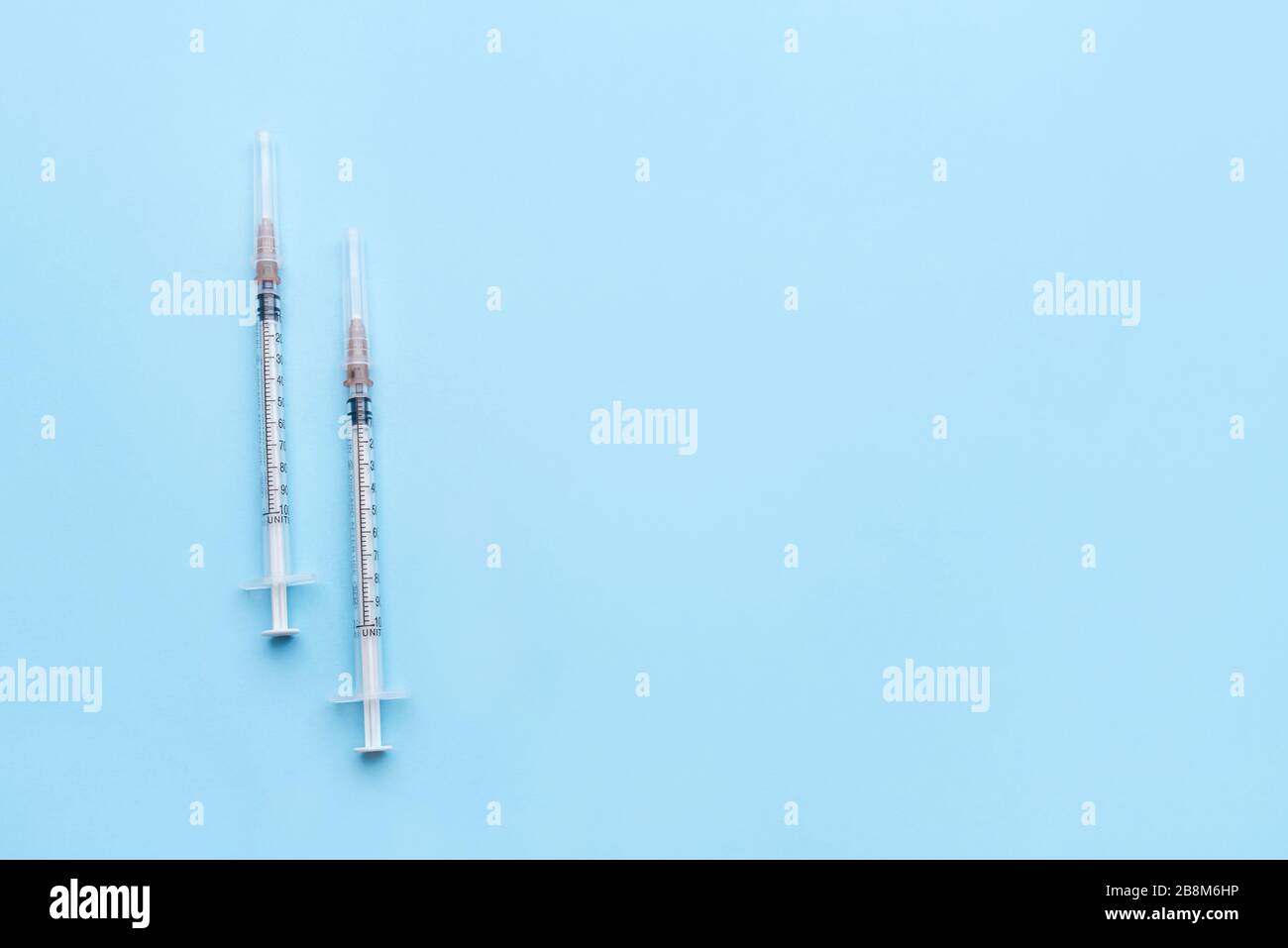 Injection vial table in hi-res stock photography and images - Alamy
