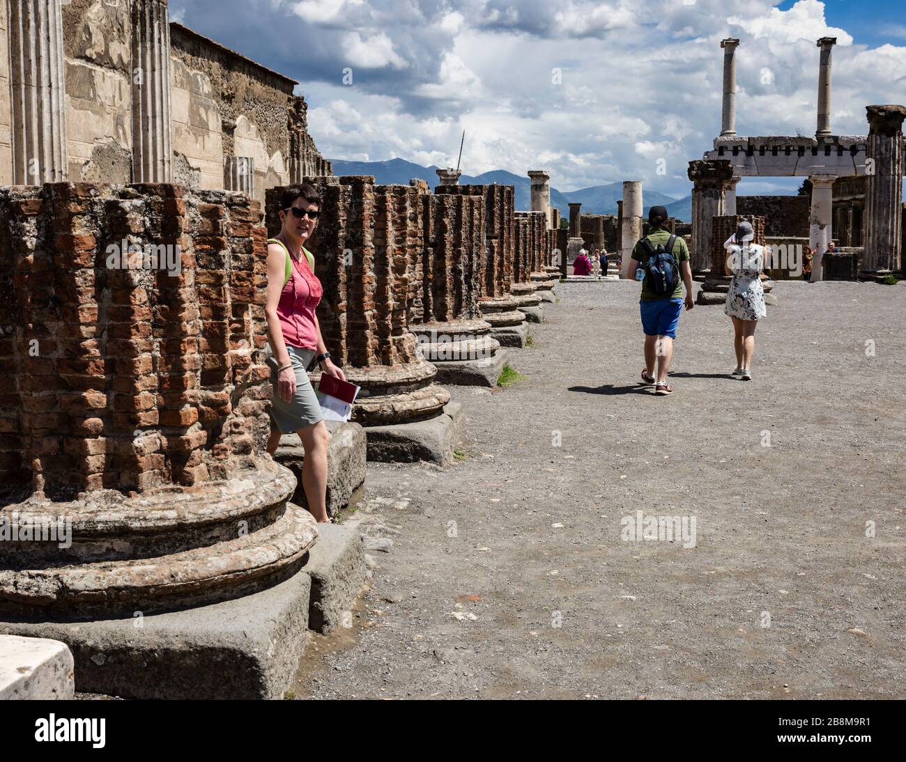 Column columns pillar pillars roman pompeii rome ruins hi-res stock ...