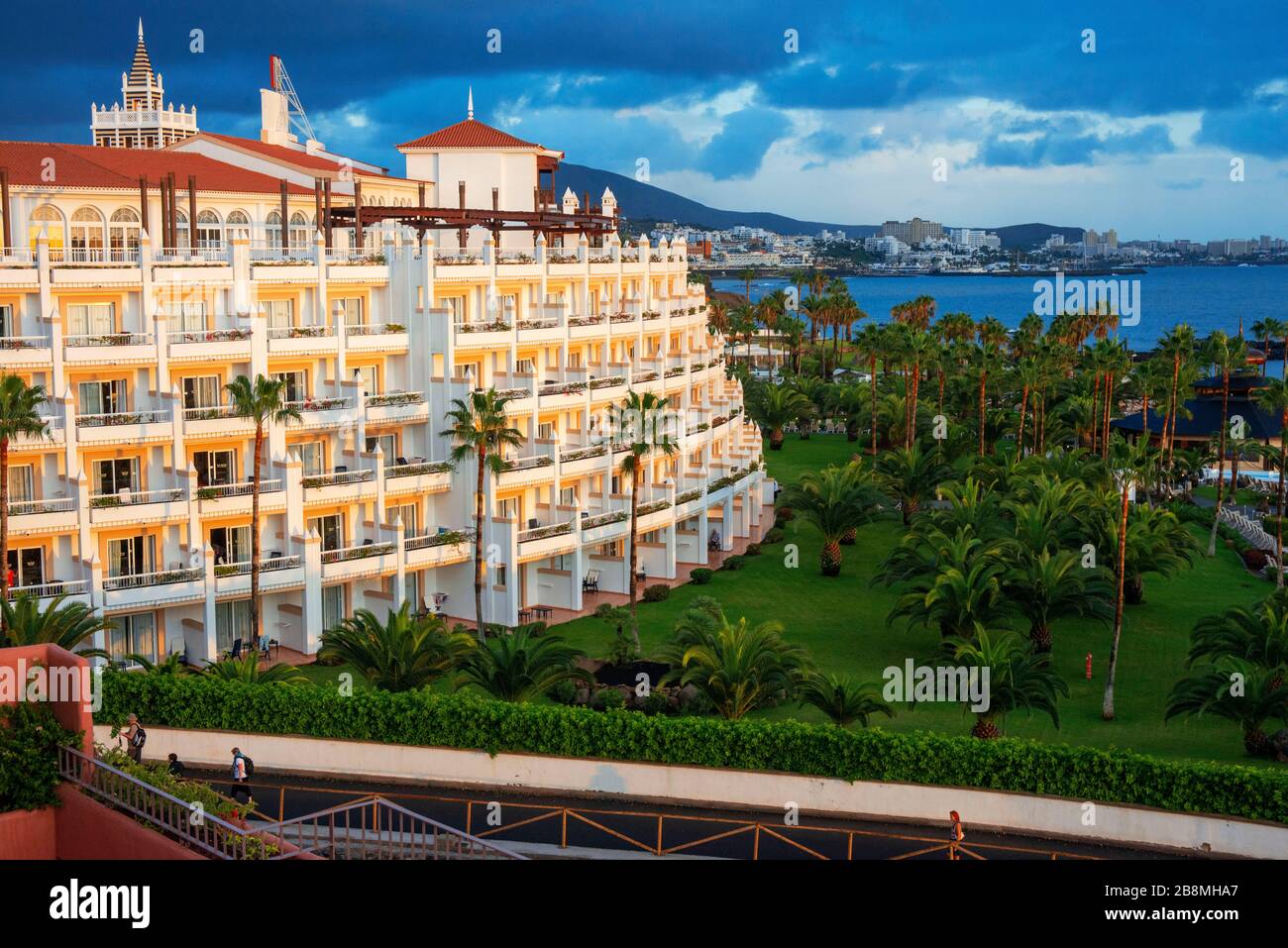 Hotel Riu Palace Tenerife La Caleta Resort & Spa Costa Adeje Tenerife ...