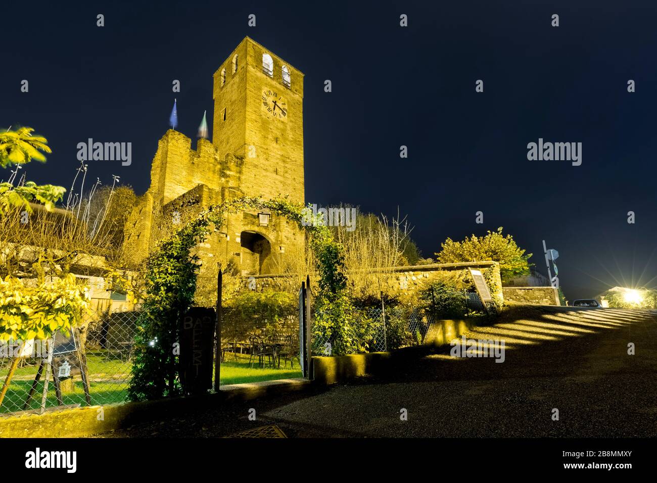 Castellaro The Scaliger Castle of Castellaro Lagusello. This ancient village is ...