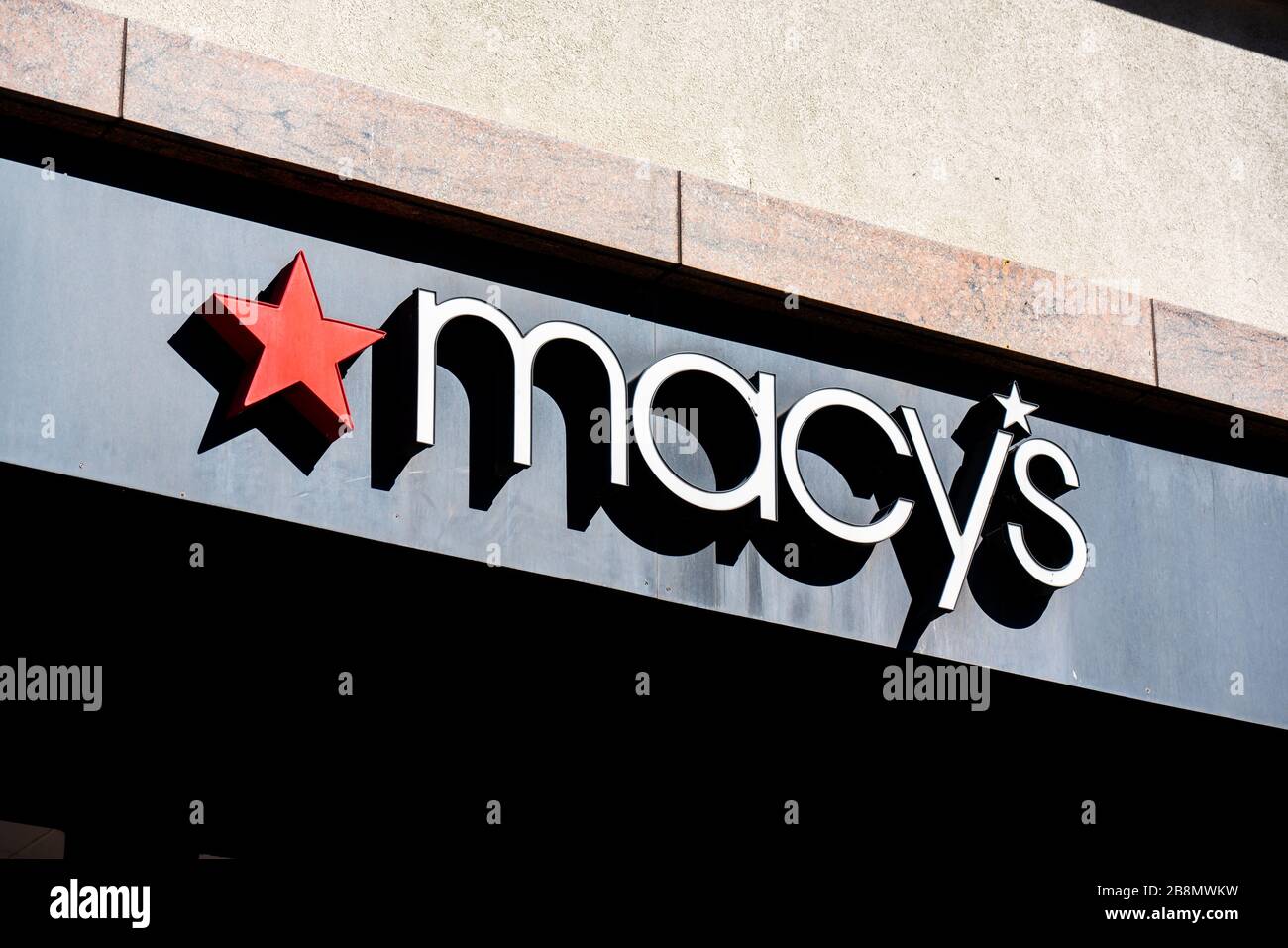 American Department Store Macy S Logo Seen In New York City Stock Photo Alamy