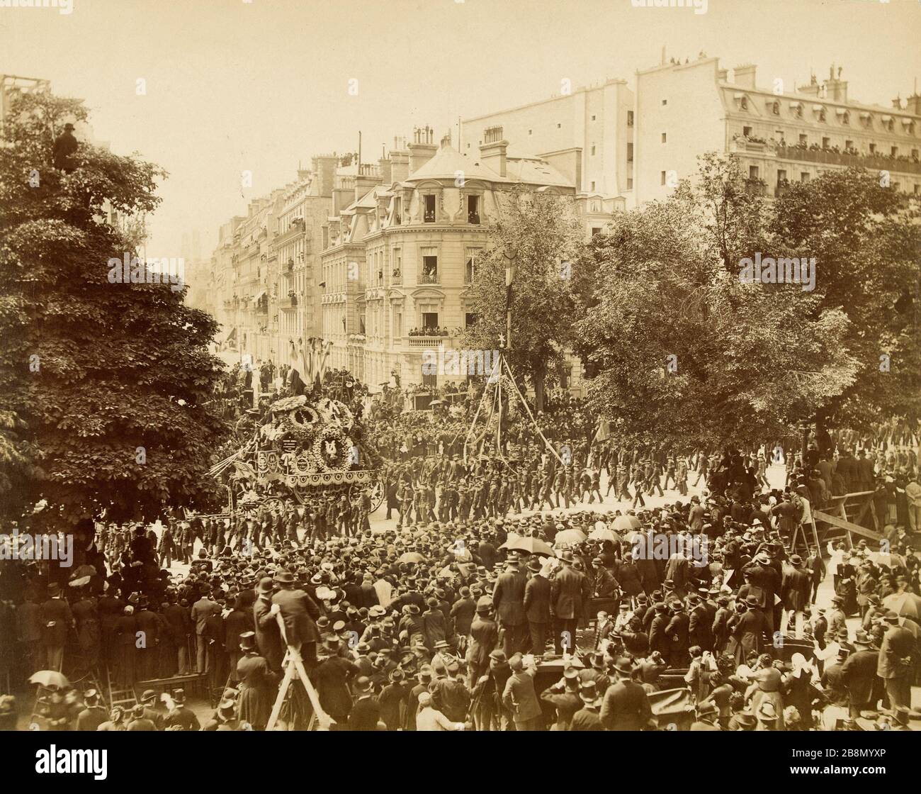 Funeral of Victor Hugo, crowns and procession of floats Alfred Normand