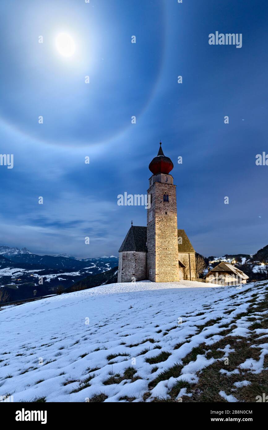 The medieval church of San Nicolò in Monte di Mezzo. Renon plateau, Bolzano province, Trentino Alto-Adige, Italy, Europe. Stock Photo