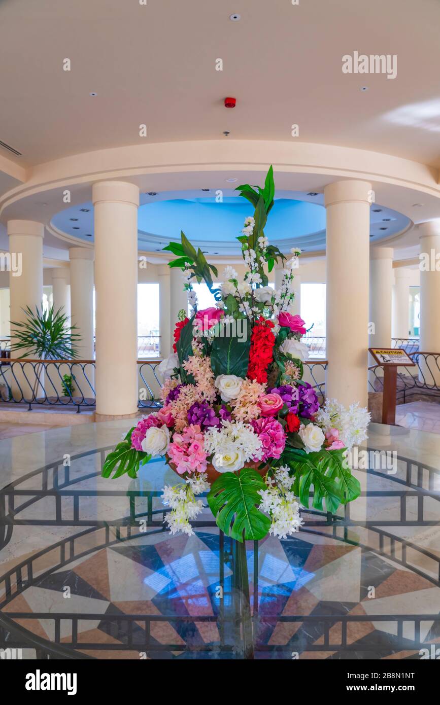Africa hotel lobby hi-res stock photography and images - Alamy