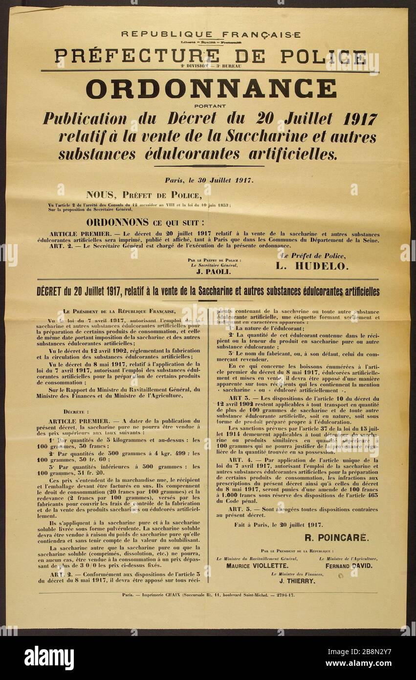 FRENCH REPUBLIC, Liberty - Equality - Fraternity prefecture POLICE DIVISION  2nd - 3rd OFFICE, ORDER publication of the Decree of 20 July 1917  concerning the sale of saccharin and other artificial sweeteners