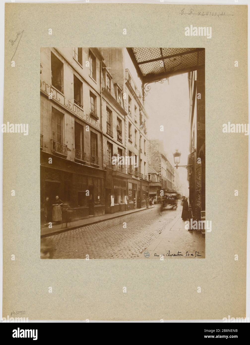 50 52 rue de charenton hires stock photography and images Alamy