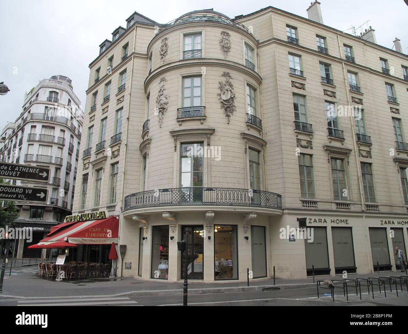 Rue de la madeleine hi-res stock photography and images - Alamy