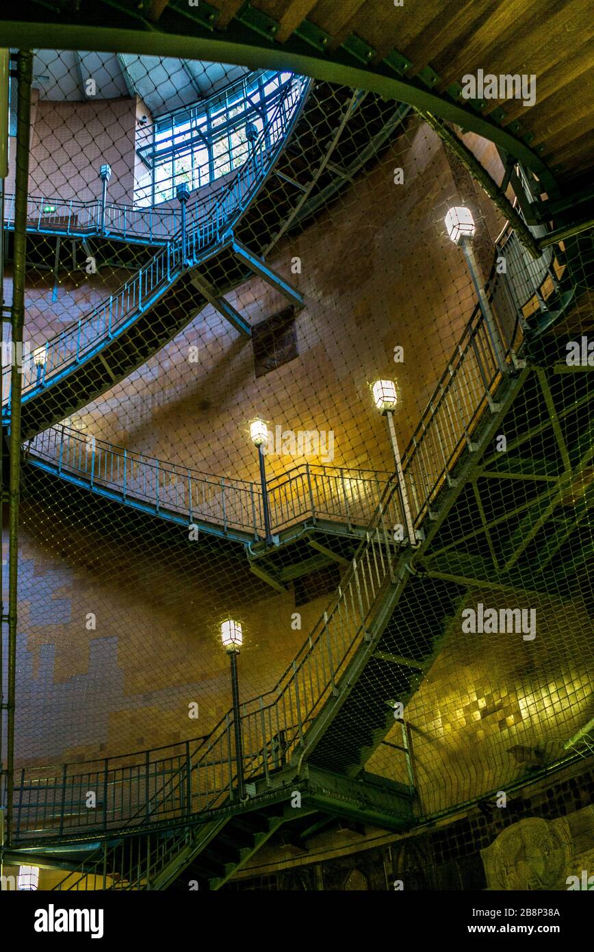 Public transportation in Hamburg, Germany Stock Photo - Alamy