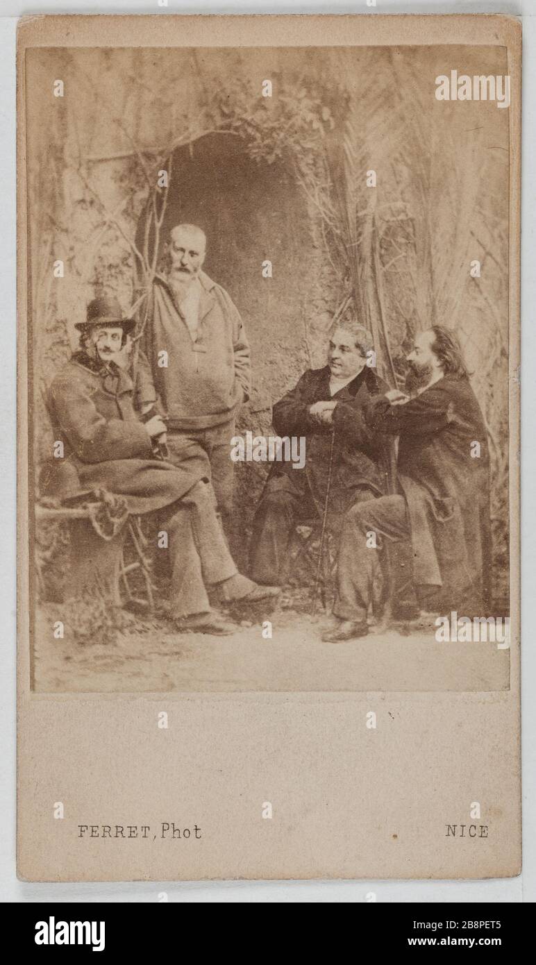 Portrait of Jacques Offenbach (1819-1880), composer of operettas, surrounded by Alphonse Karr, Rossini? and a fourth man. Pierre Ferret. Portrait de Jacques Offenbach (1819-1880), compositeur d'opérettes, entouré d'Alphonse Karr, Rossini ? et d'un quatrième homme. Carte de visite (recto). Tirage sur papier albuminé. 1860-1890. Paris, musée Carnavalet. Stock Photo
