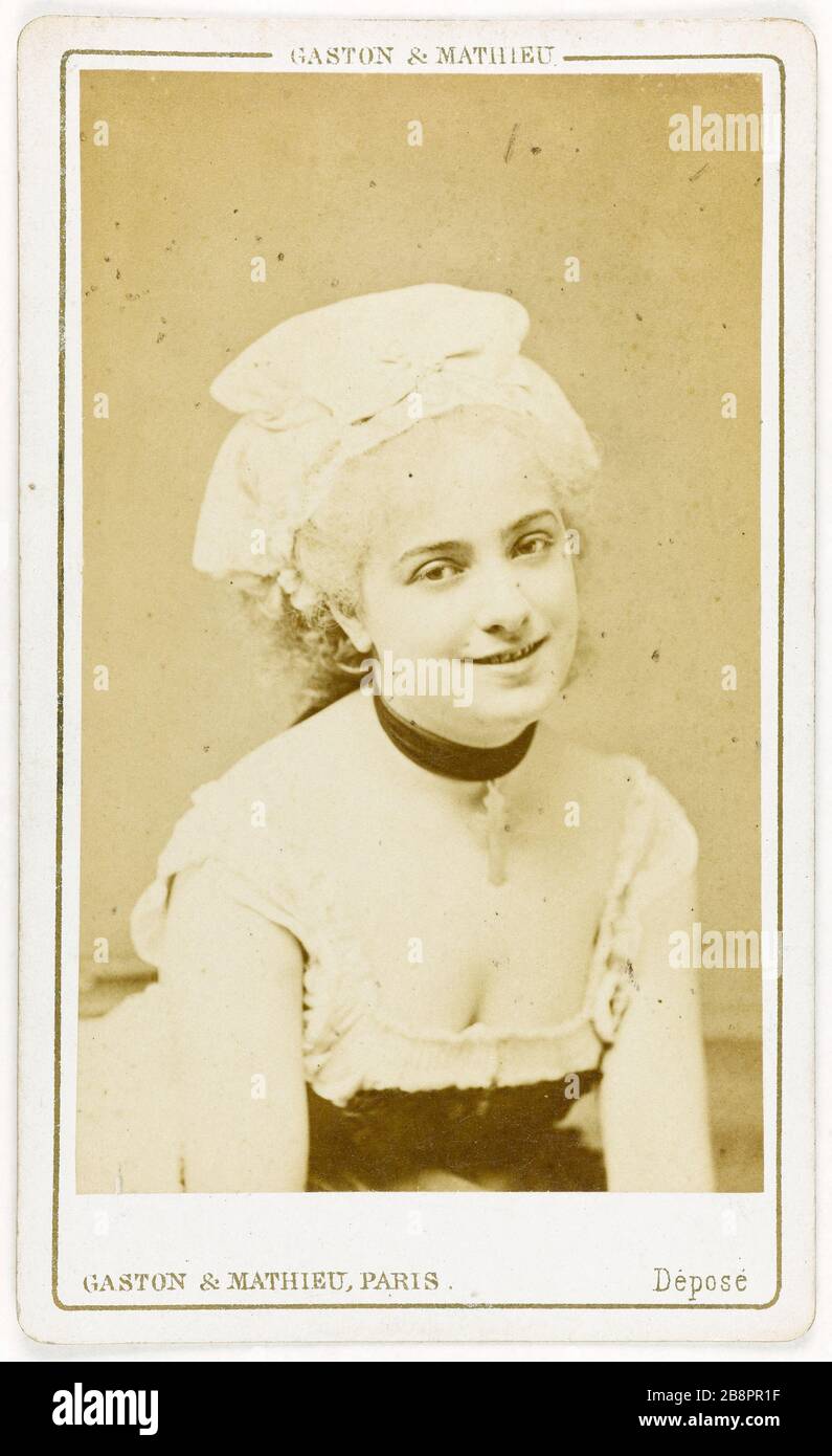 Portrait of Theo (Cecile Piccolo, wife of Mr Vacher, known), (1854