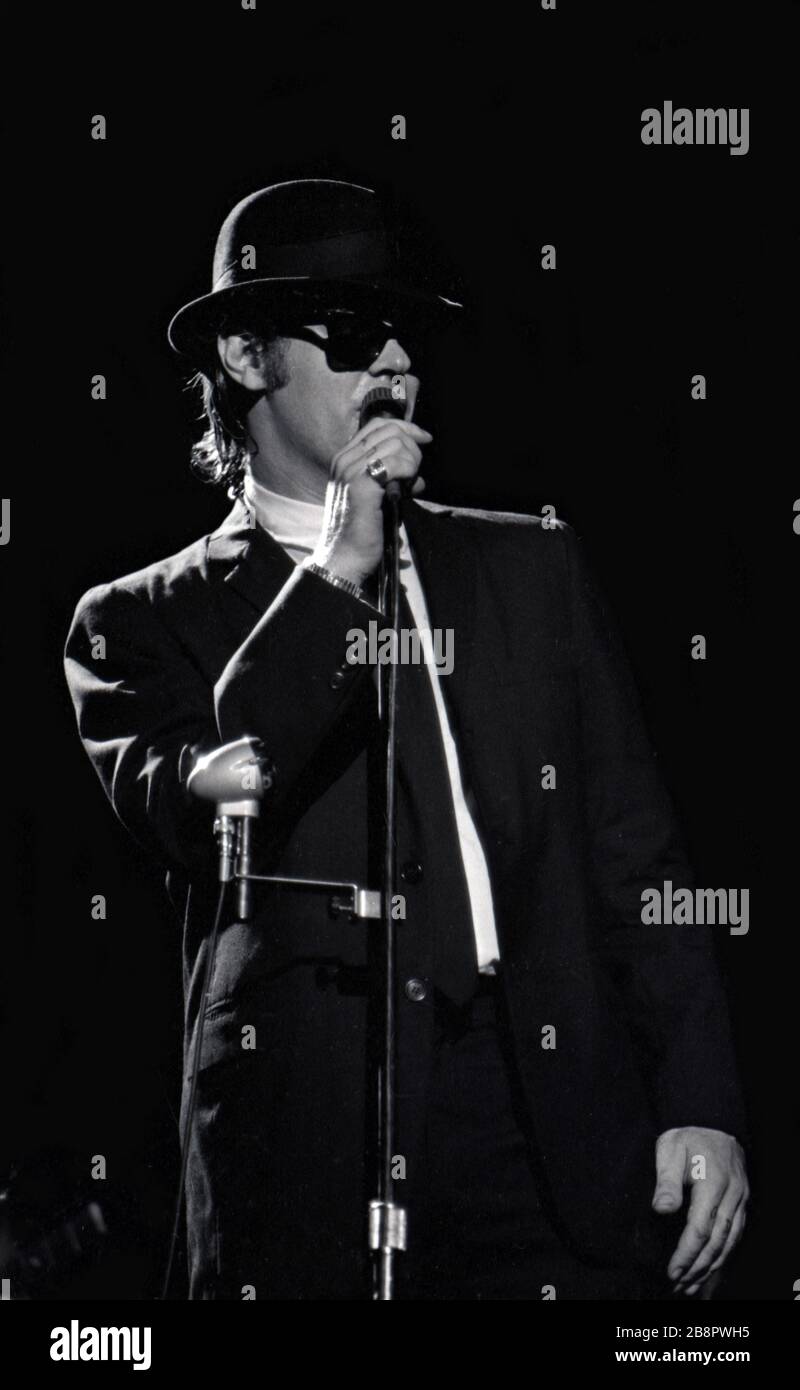 SAN FRANCISCO, CA - DECEMBER 31: Elwood Blues, portrayed by Canadian actor Dan Aykroyd, and 'Joliet' Jake Blues, portrayed by American actor John Belushi (1949-1982), perform on stage during the final concert at the Winterland Arena on December 31, 1978 in San Francisco, California. The Blues Brothers opened for the Grateful Dead.  Credit: Rock Negatives / MediaPunch Stock Photo