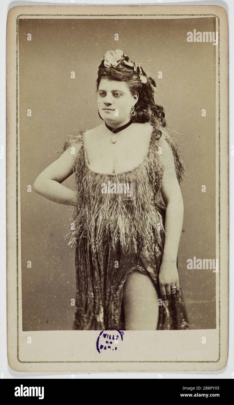 Portrait of Alphonsine (actress) Disdéri. Portrait d'Alphonsine, actrice. Carte de visite (recto). Tirage sur papier albuminé. 1870-1890. Paris, musée Carnavalet. Stock Photo