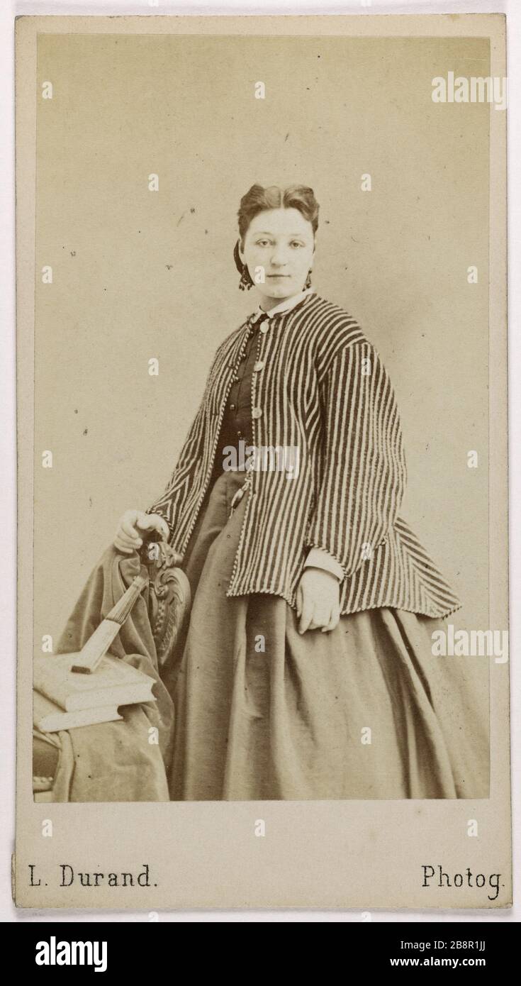 Portrait of White (actress) Durand, L. Portrait de Blanche (actrice). Carte de visite (recto). Tirage sur papier albuminé. vers 1865-1867. Paris, musée Carnavalet. Stock Photo