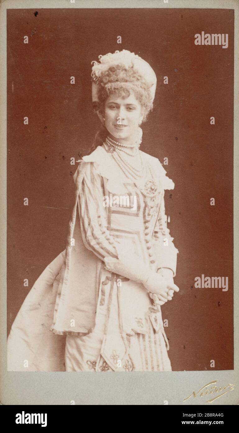 BUSINESS CARD Jeanne GRANIER Carte de visite de Jeanne Granier, actrice française. Photographie de Nadar (1820-1910). Paris, musée Carnavalet. Stock Photo