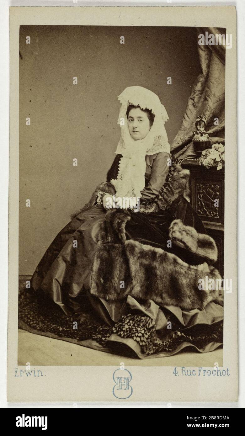 Portrait of Leonide Leblanc, (1842-1894), (actress) Portrait de Léonide ...