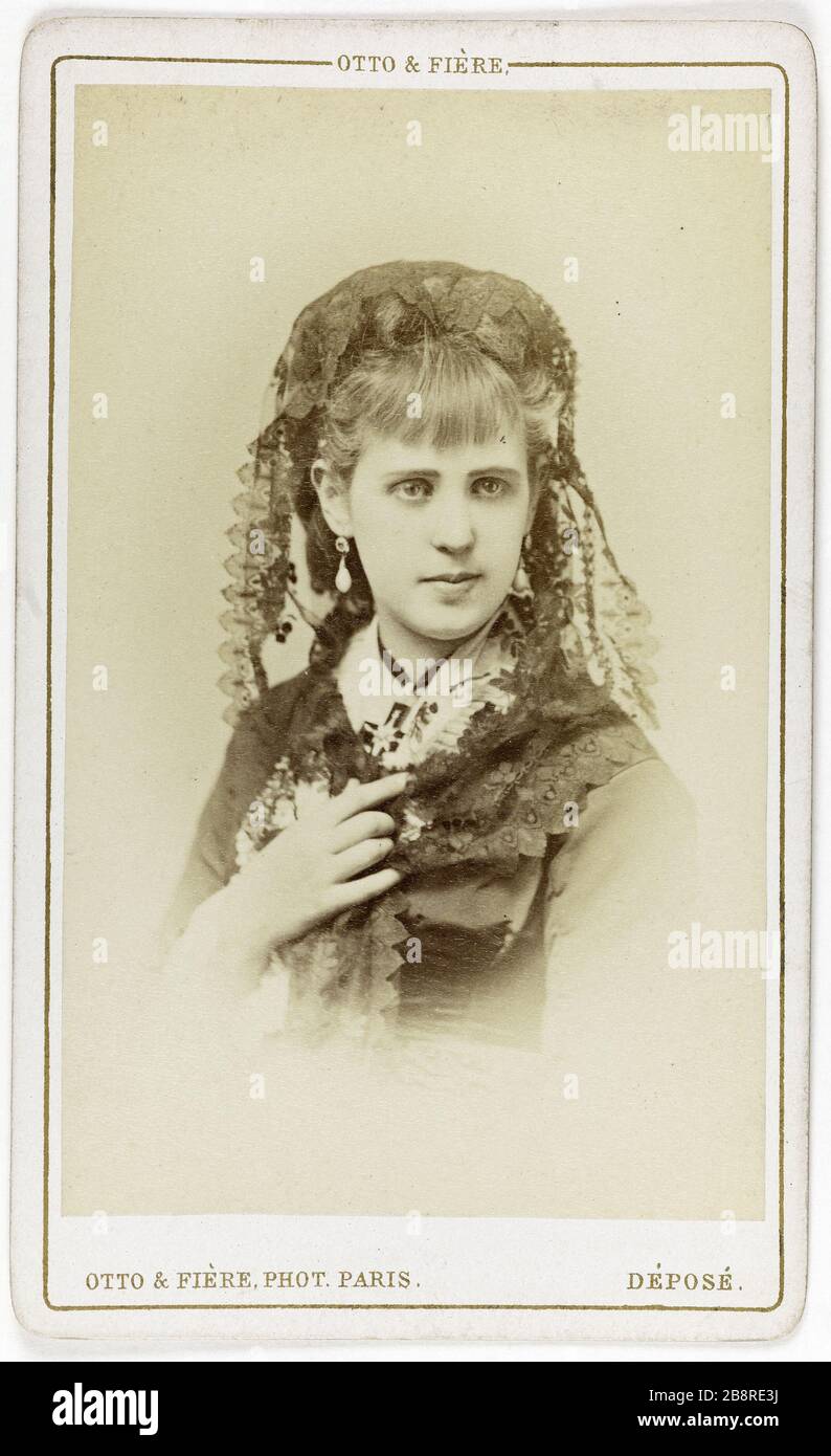 Portrait of Markowitcz dancer. Otto & Fière. Portrait de Markowitcz, danseuse. Carte de visite (recto). Tirage sur papier albuminé. 1860-1890. Paris, musée Carnavalet. Stock Photo