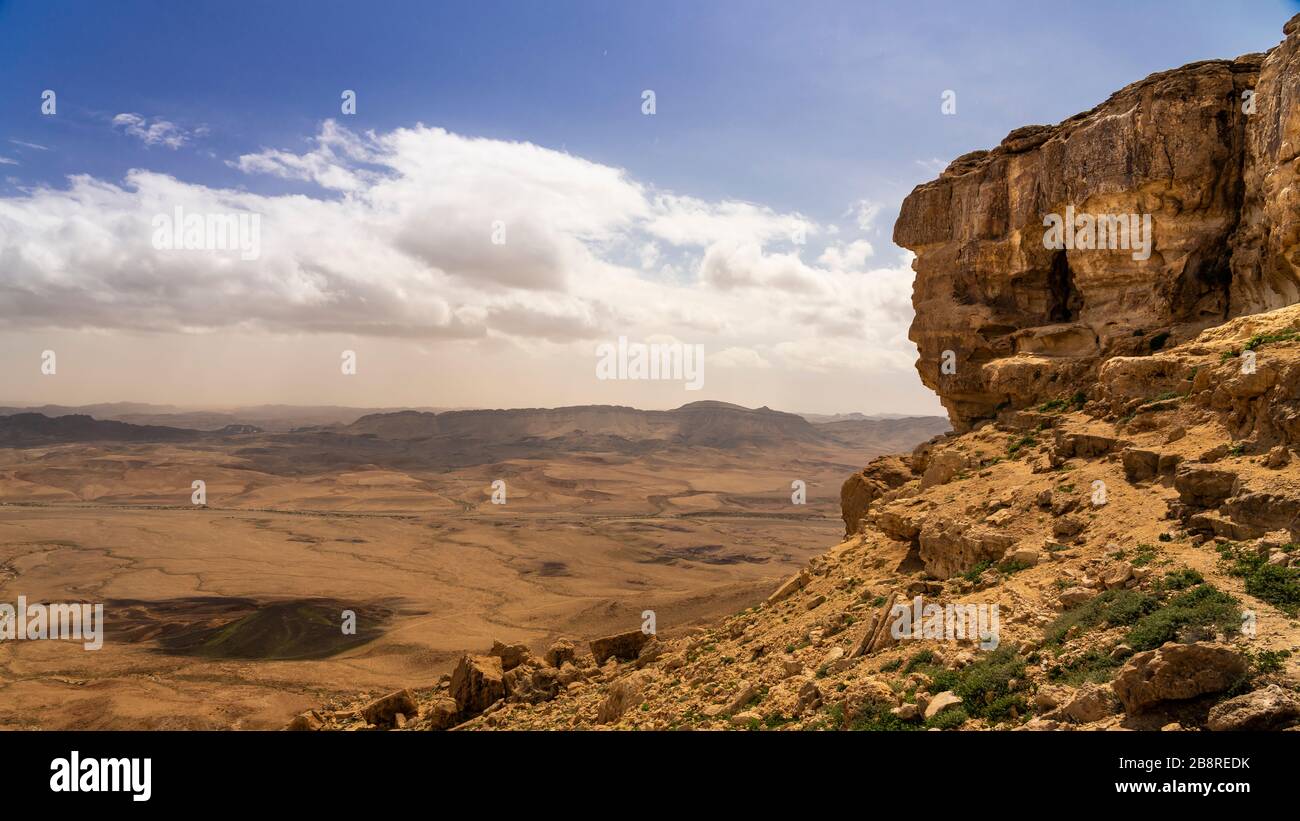 Mitzpe Ramon Mitzpe Ramon lookout in the Negev Desert, Israel, Middle East Stock ...