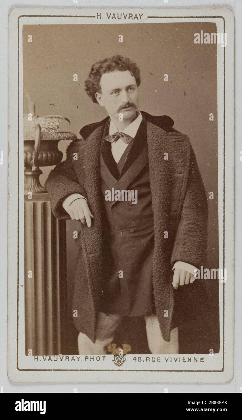 Portrait of Leroy, (singer) Portrait de Leroy, chanteur. Carte de visite (recto). Carte de visite (recto). Photographie d'Hyppolite Vauvray (actif de 1853-1887), 1860-1890. Paris, musée Carnavalet. Stock Photo